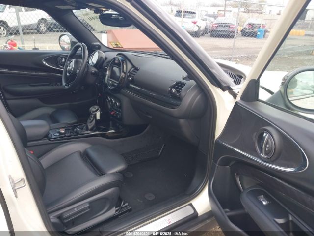 2017 MINI CLUBMAN WMWLU5C59H2E81940 Photo 4