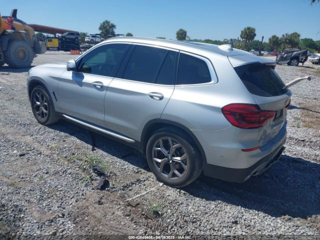 2021 BMW X3 5UXTY3C06M9E84441 Photo 2