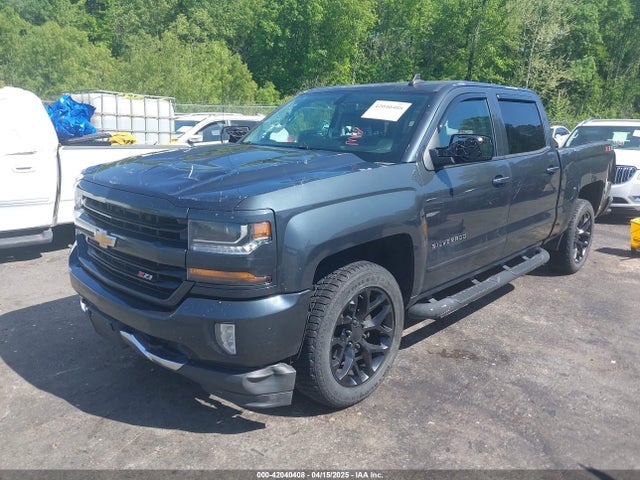 3GCUKREC5JG106492 Chevrolet Silverado 1500 2lt