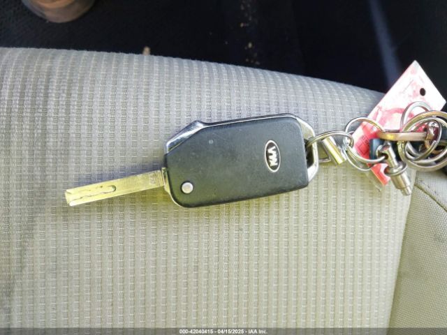 3KPF24AD2KE045187 KIA Forte Lxs