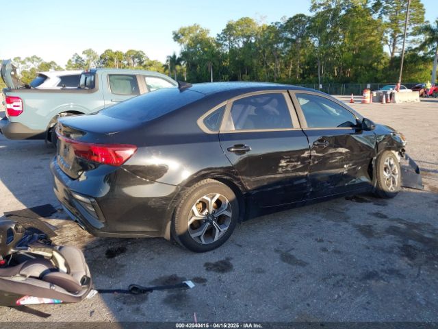 3KPF24AD2KE045187 KIA Forte Lxs