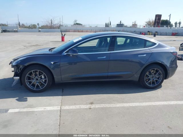 5YJ3E1EA5JF158505 Tesla Model 3 Long Range/mid Range