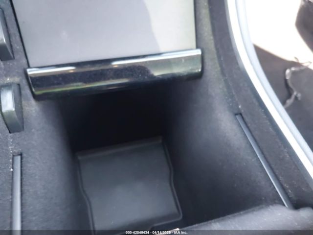 5YJ3E1EA5JF158505 Tesla Model 3 Long Range/mid Range