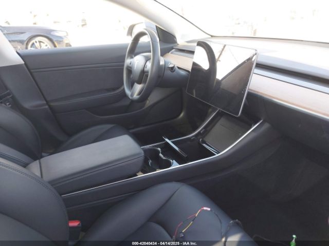 5YJ3E1EA5JF158505 Tesla Model 3 Long Range/mid Range