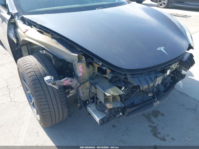5YJ3E1EA5JF158505 Tesla Model 3 Long Range/mid Range