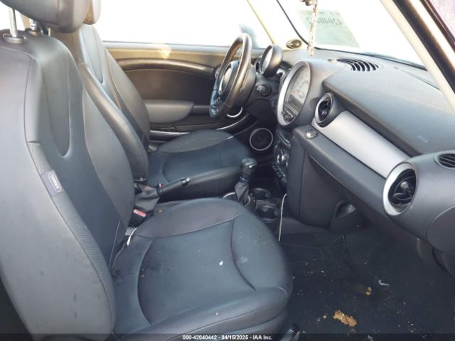 2011 MINI COOPER WMWSU3C58BT097825 Photo 4