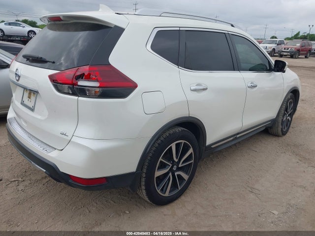 JN8AT2MT5JW467963 Nissan Rogue Sl