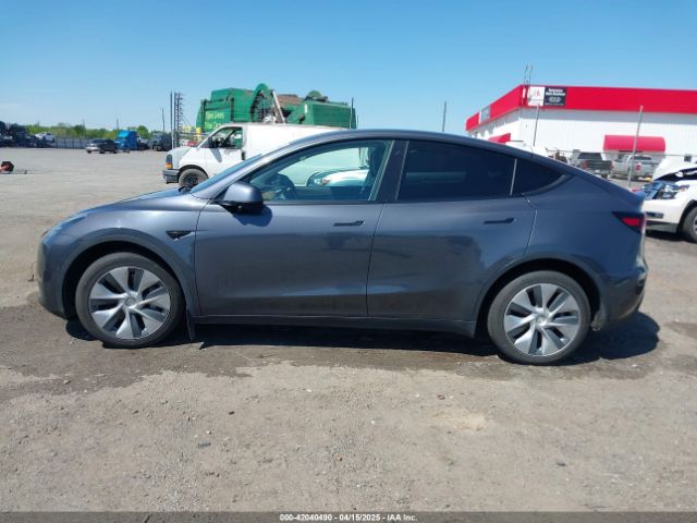 7SAYGDEE7NF426404 Tesla Model Y Long Range Dual Motor All-wheel Drive