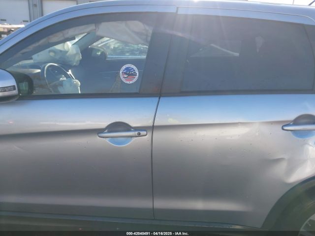 JA4AP3AU2GZ056430 Mitsubishi Outlander Sport 2.0 Es