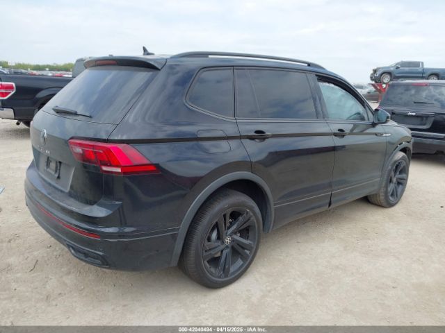 2023 VOLKSWAGEN TIGUAN 3VVCB7AX0PM122636 Photo 3