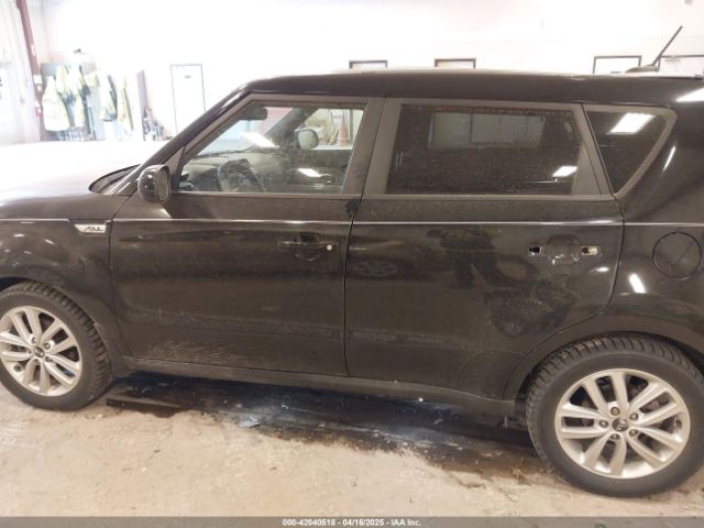 KNDJP3A50J7567698 KIA SOUL +