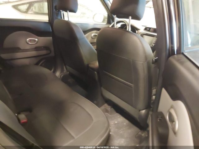KNDJP3A50J7567698 KIA SOUL +