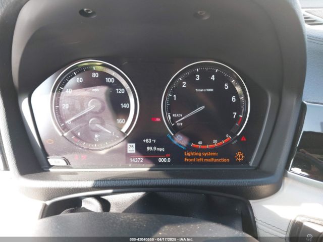 WBXJG7C04N5V17688 BMW X1 Sdrive28i