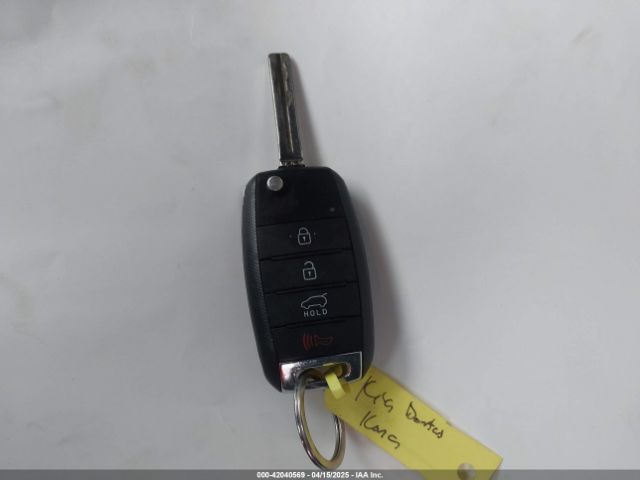 KNDJN2A2XF7160582 KIA Soul