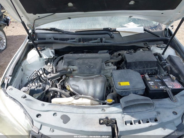 4T1BF1FK4FU937369 Toyota CAMRY SE