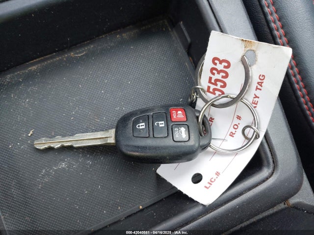 4T1BF1FK4FU937369 Toyota CAMRY SE