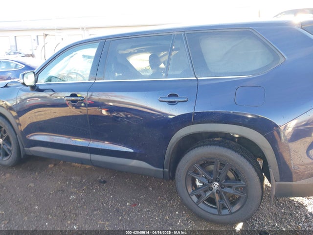 5TDAAAB58RS065835 Toyota Grand Highlander Platinum