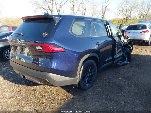 5TDAAAB58RS065835 Toyota Grand Highlander Platinum