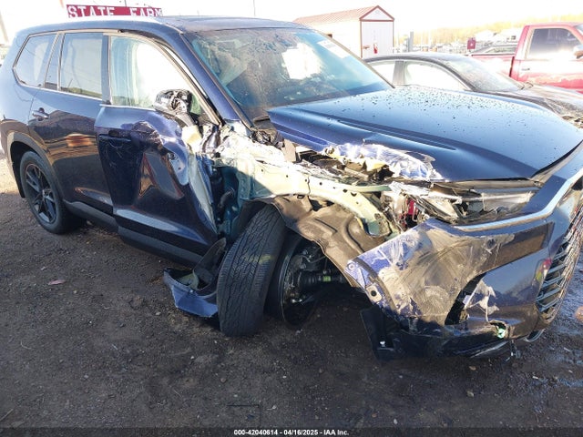 5TDAAAB58RS065835 Toyota Grand Highlander Platinum
