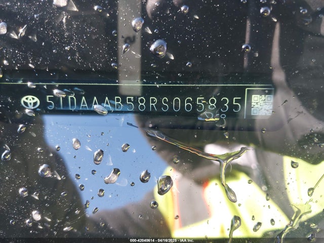 5TDAAAB58RS065835 Toyota Grand Highlander Platinum