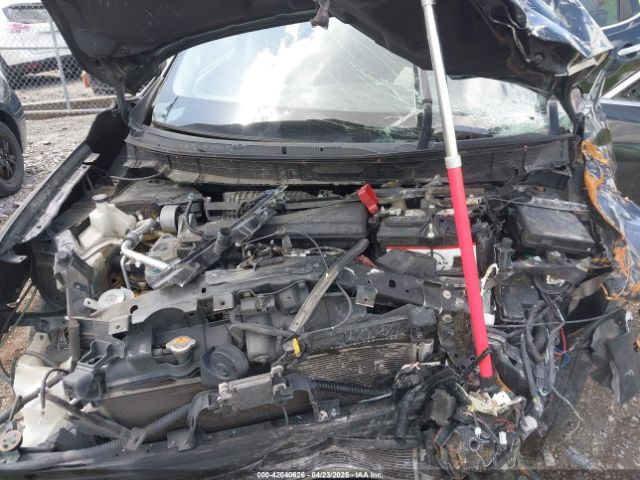 KNMAT2MT4JP502854 Nissan ROGUE SV