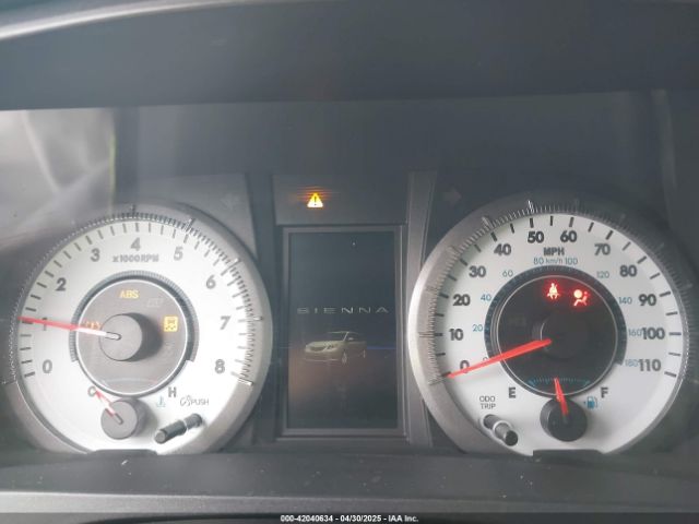 5TDXZ3DC5HS784243 Toyota Sienna Se 8 Passenger