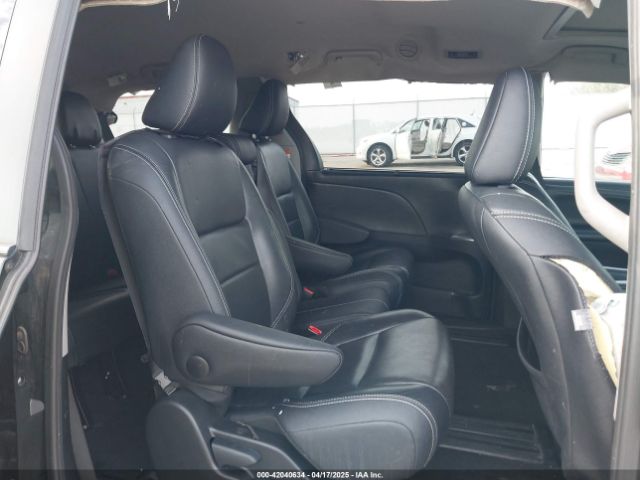 5TDXZ3DC5HS784243 Toyota Sienna Se 8 Passenger