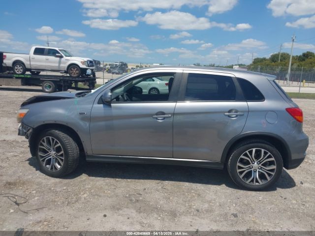 JA4AP3AU3KU013236 Mitsubishi Outlander Sport 2.0 Es