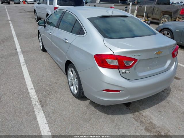 2017 CHEVROLET CRUZE 1G1BF5SM5H7232237 Photo 2