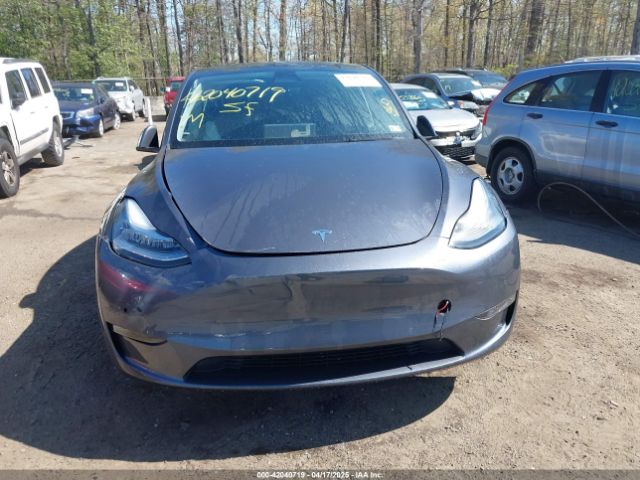 7SAYGAEE9NF574634 Tesla Model Y Long Range Dual Motor All-wheel Drive