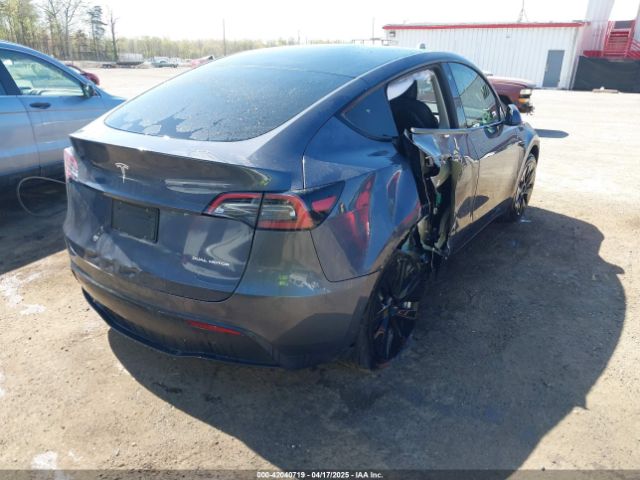 7SAYGAEE9NF574634 Tesla Model Y Long Range Dual Motor All-wheel Drive