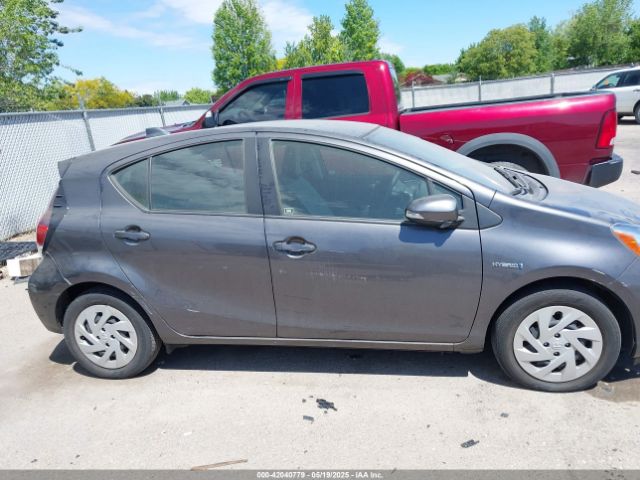 JTDKDTB37G1134269 Toyota Prius C One