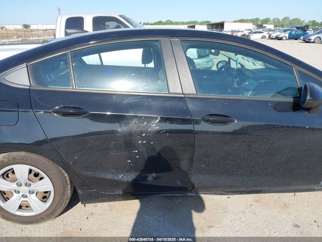 1G1BC5SM9H7164470 Chevrolet Cruze Ls Auto