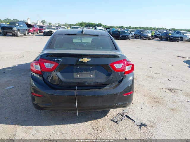 1G1BC5SM9H7164470 Chevrolet Cruze Ls Auto