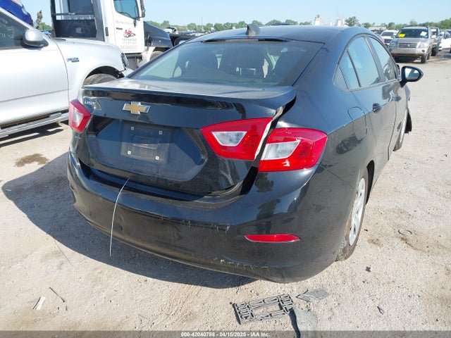 1G1BC5SM9H7164470 Chevrolet Cruze Ls Auto