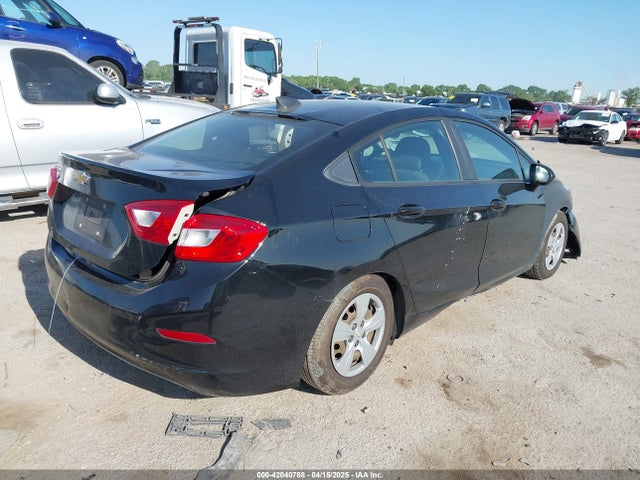 1G1BC5SM9H7164470 Chevrolet Cruze Ls Auto