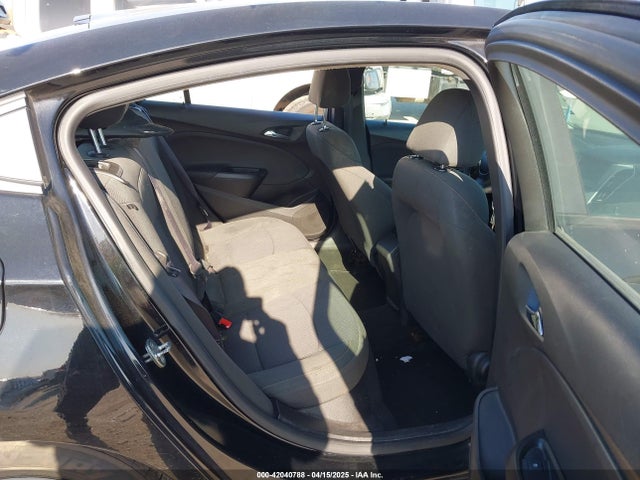 1G1BC5SM9H7164470 Chevrolet Cruze Ls Auto