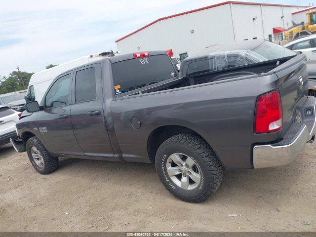 1C6RR6FT7LS146154 RAM 1500 Classic Tradesman  4x2 6'4 Box