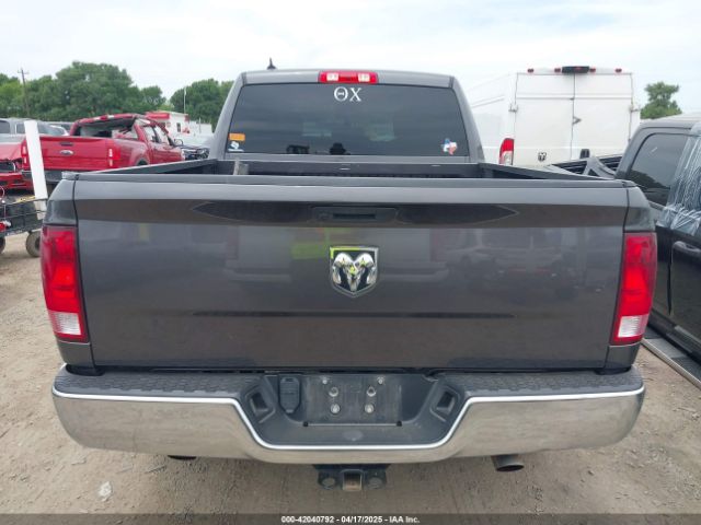 1C6RR6FT7LS146154 RAM 1500 Classic Tradesman  4x2 6'4 Box