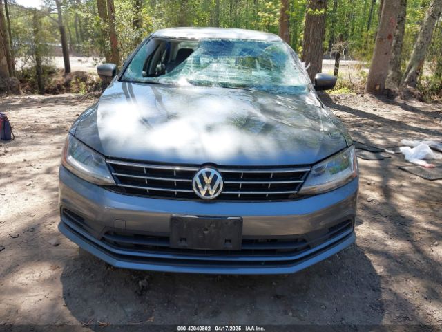 3VW2B7AJ5JM257735 Volkswagen Jetta 1.4t S