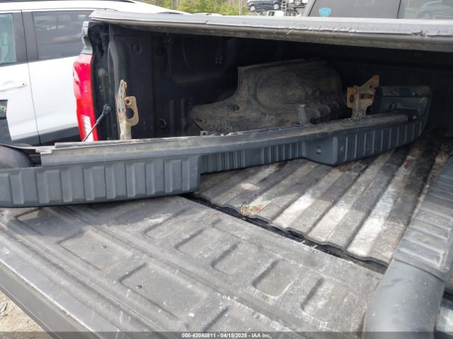 3GCUKSEC6JG111742 Chevrolet Silverado 1500 2lz
