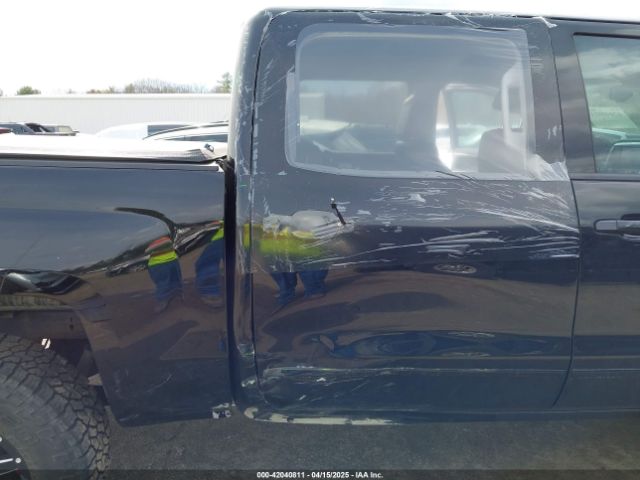 3GCUKSEC6JG111742 Chevrolet Silverado 1500 2lz