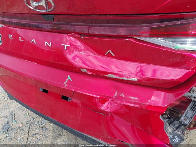5NPLL4AGXNH072597 Hyundai ELANTRA SE