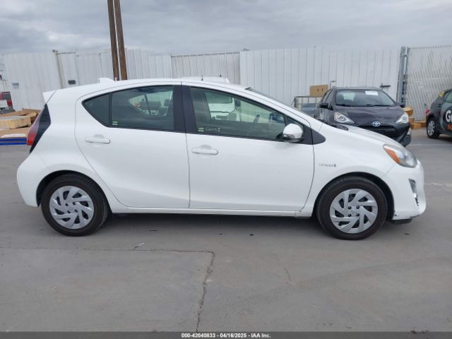 JTDKDTB38G1121451 Toyota Prius C Two