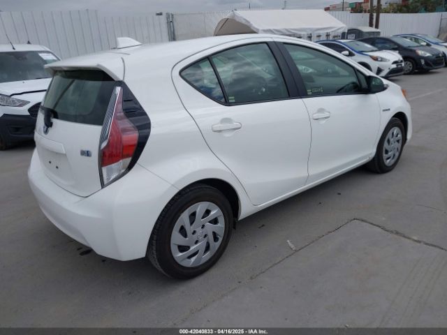 JTDKDTB38G1121451 Toyota Prius C Two