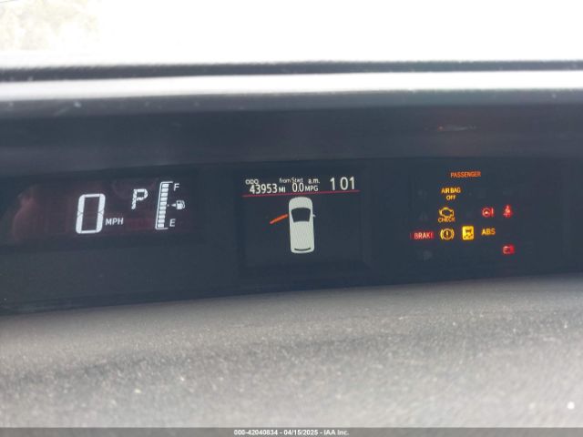 JTDKDTB3XG1120950 Toyota Prius C Two