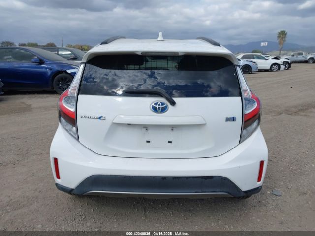 JTDKDTB30J1599516 Toyota Prius C Two