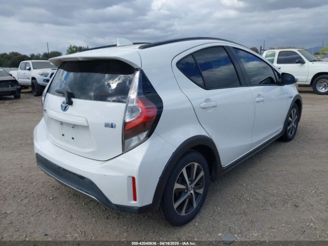 JTDKDTB30J1599516 Toyota Prius C Two