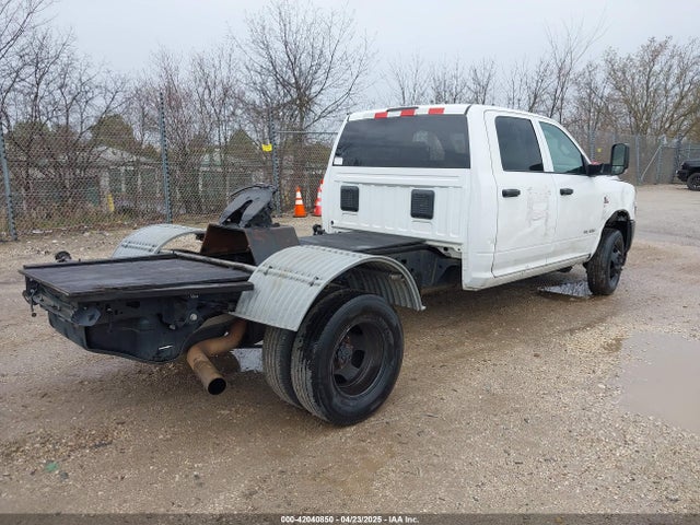 Auction sale of the 2022 Ram 3500 Chassis Tradesman/slt/laramie/limited, vin: 3C7WRSCL2NG238858, lot number: 42040850