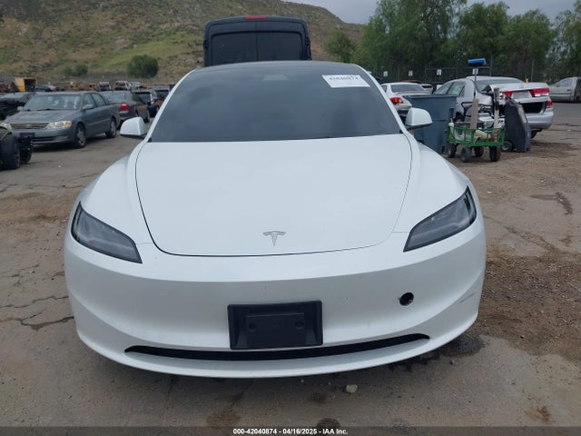 5YJ3E1EB6RF842807 Tesla MODEL 3